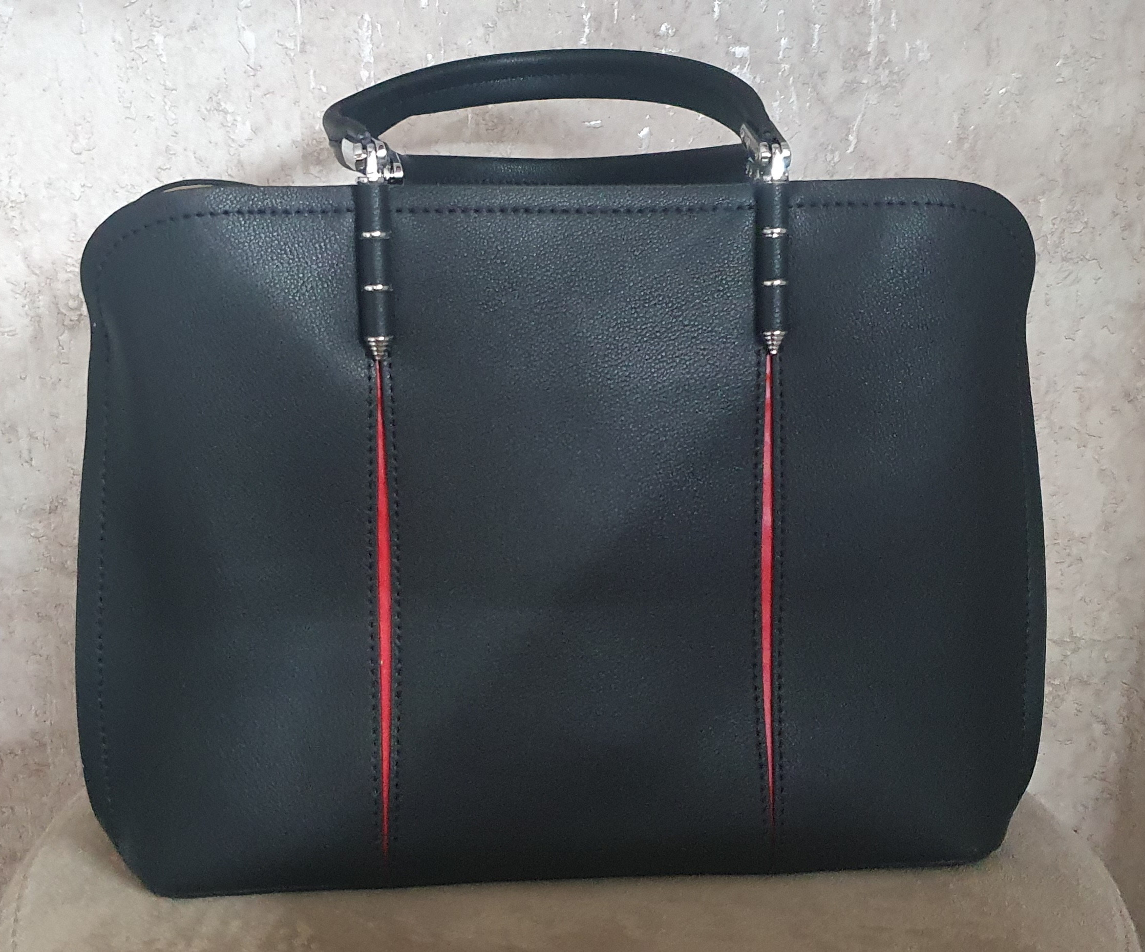 Milbag. Сумки Новосибирск. Сумка женская milbag 6653b9074. Сумка женская milbag 8419b6112-1. Westfalia сумка в салон.