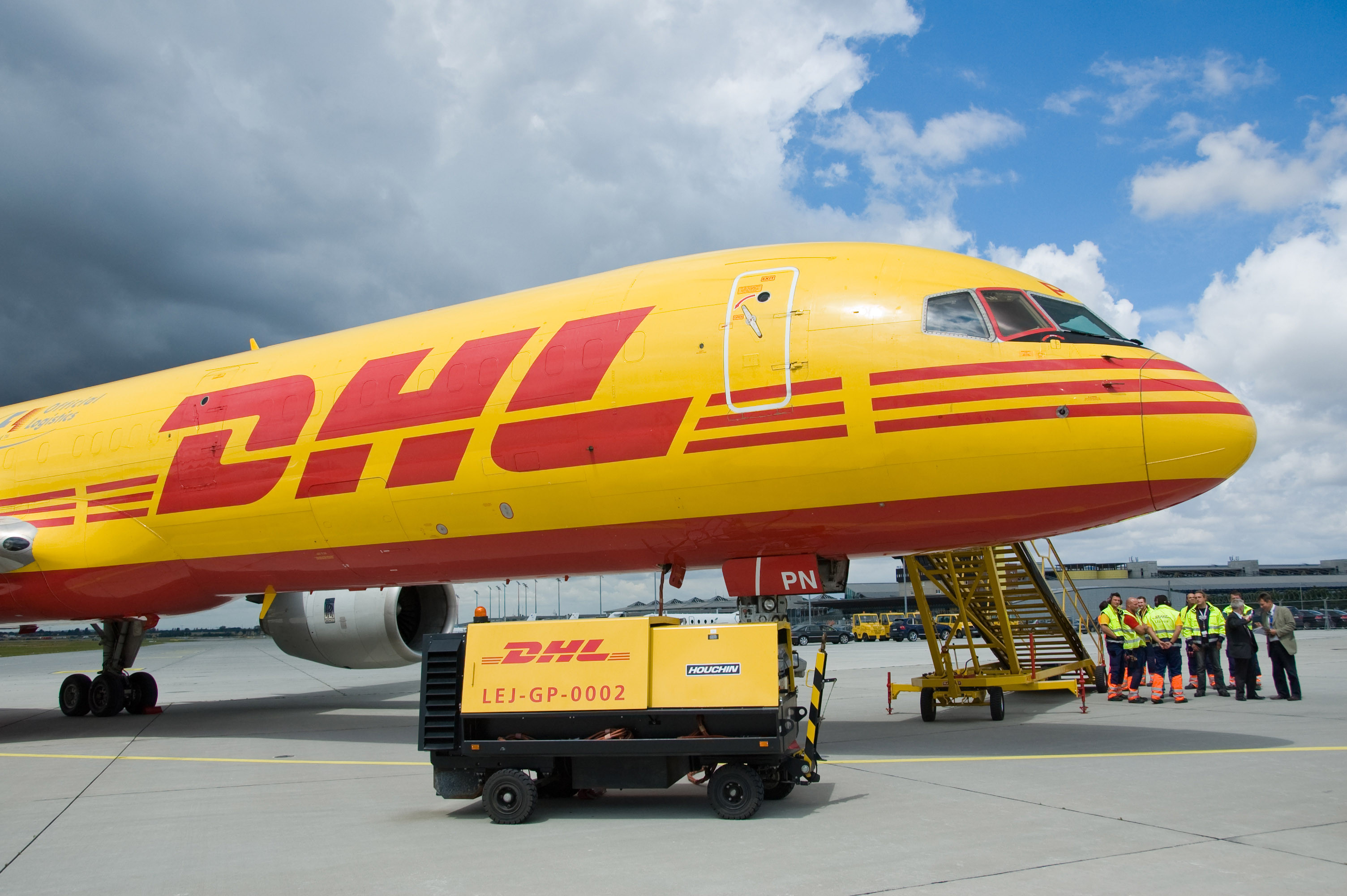 DHL, сервисное отделение в Новосибирске — отзыв и оценка — pmxv