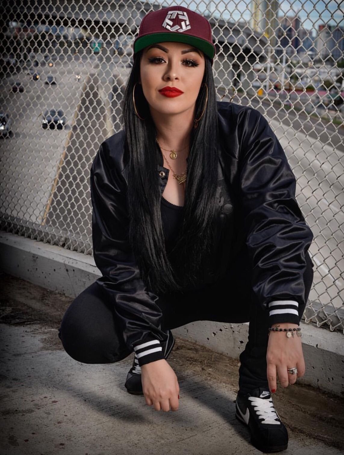 Фото Девушки С Воровскими Звездами