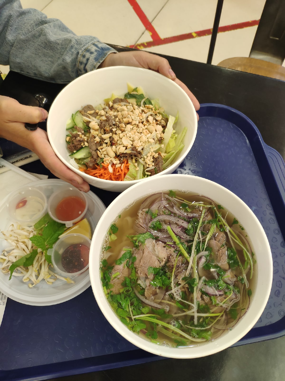 Кафе вьетнамской кухни hot pho. Pho 73 кафе Вьетнамская кухня. Вьетнамская кухня в Москве. Вьетнамская кухня pho, Москва. Кафе вьетнамской кухни в Москве.