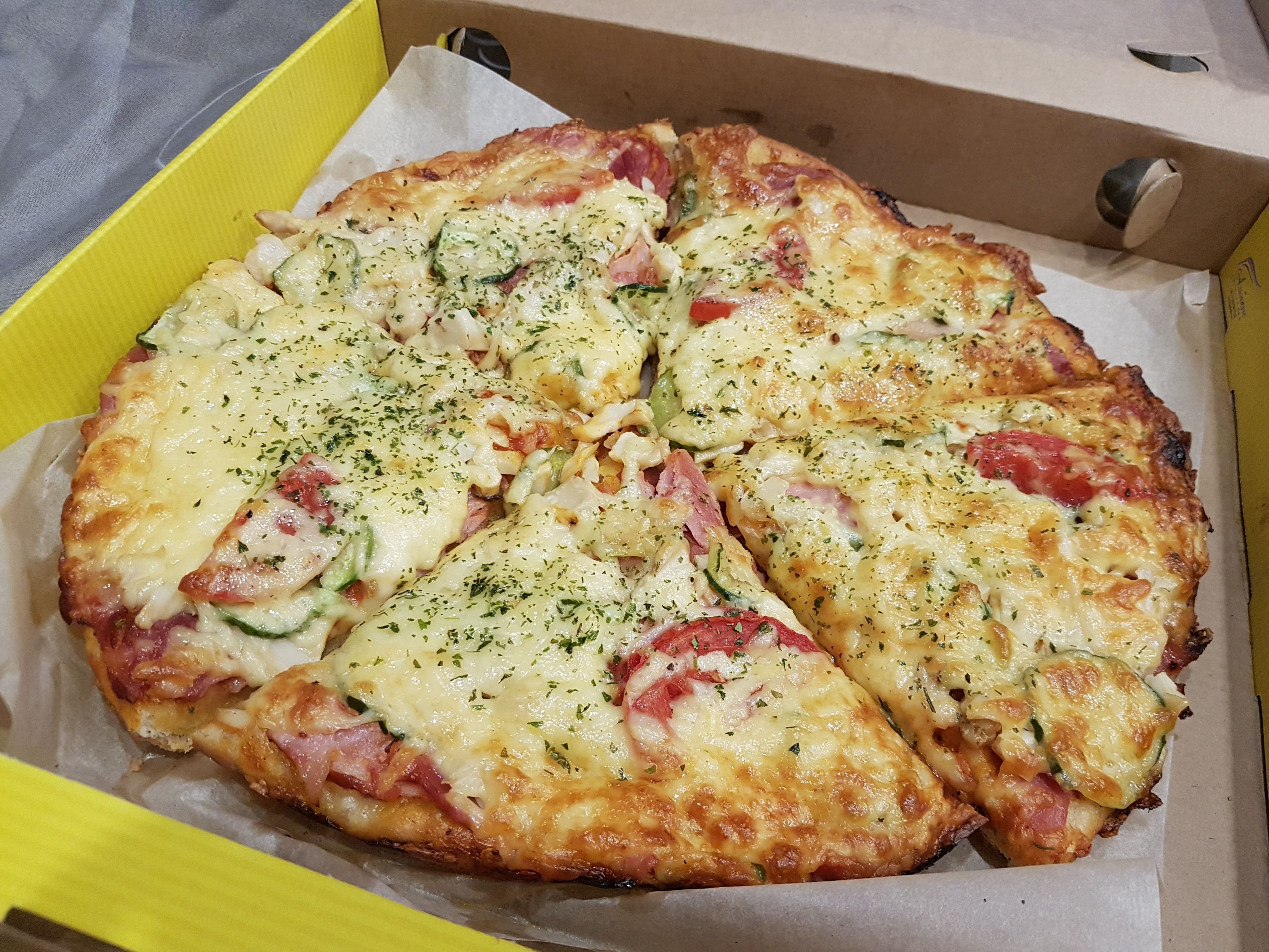 Четырехэтажная пицца фото