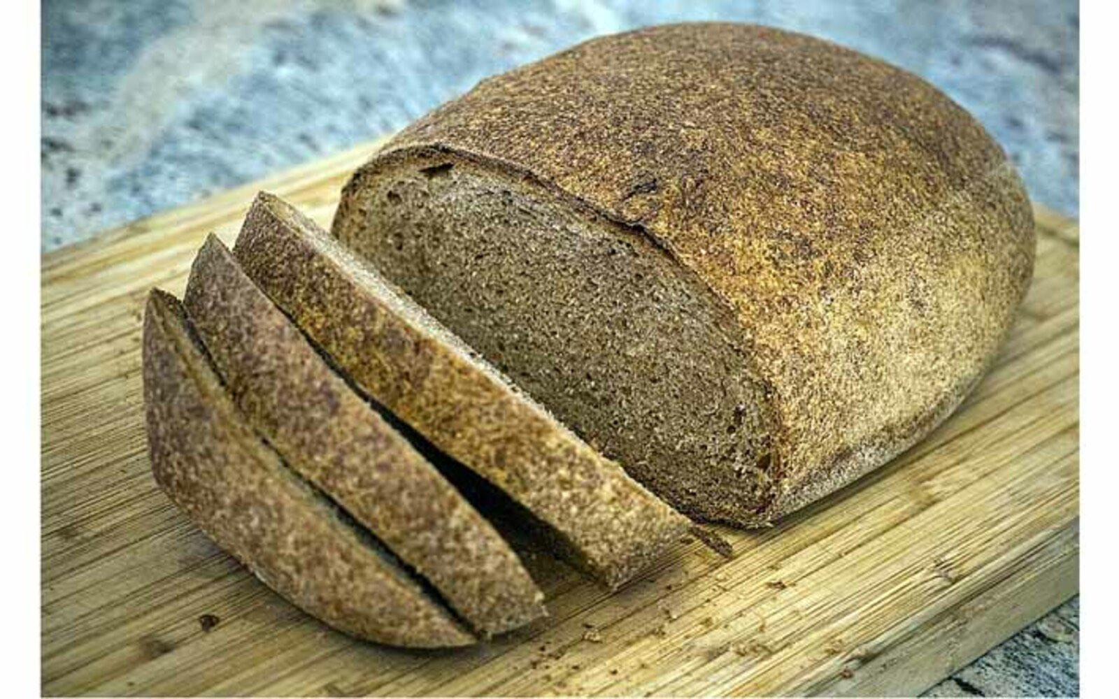 Ржаной хлеб в магазине. Хлеб. Красивый хлеб. Хлеб фото. Хлеб в России.