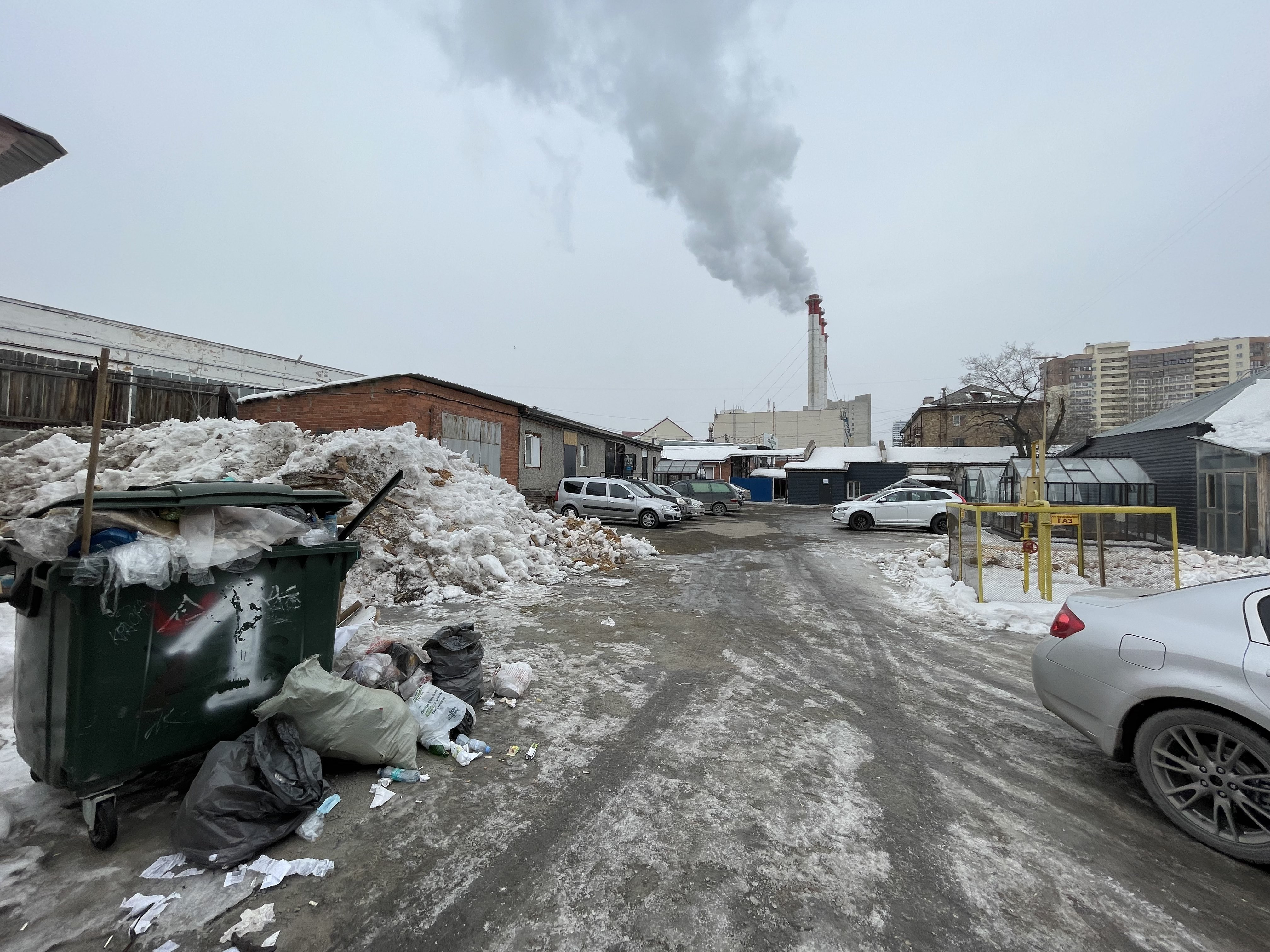 Емуп спецавтобаза свердловская. ЕМУП Спецавтобаза Екатеринбург. Посадская 3 Екатеринбург Спецавтобаза. ЕМУП Спецавтобаза Екатеринбург об организации. Офис ЕМУП Спецавтобаза.