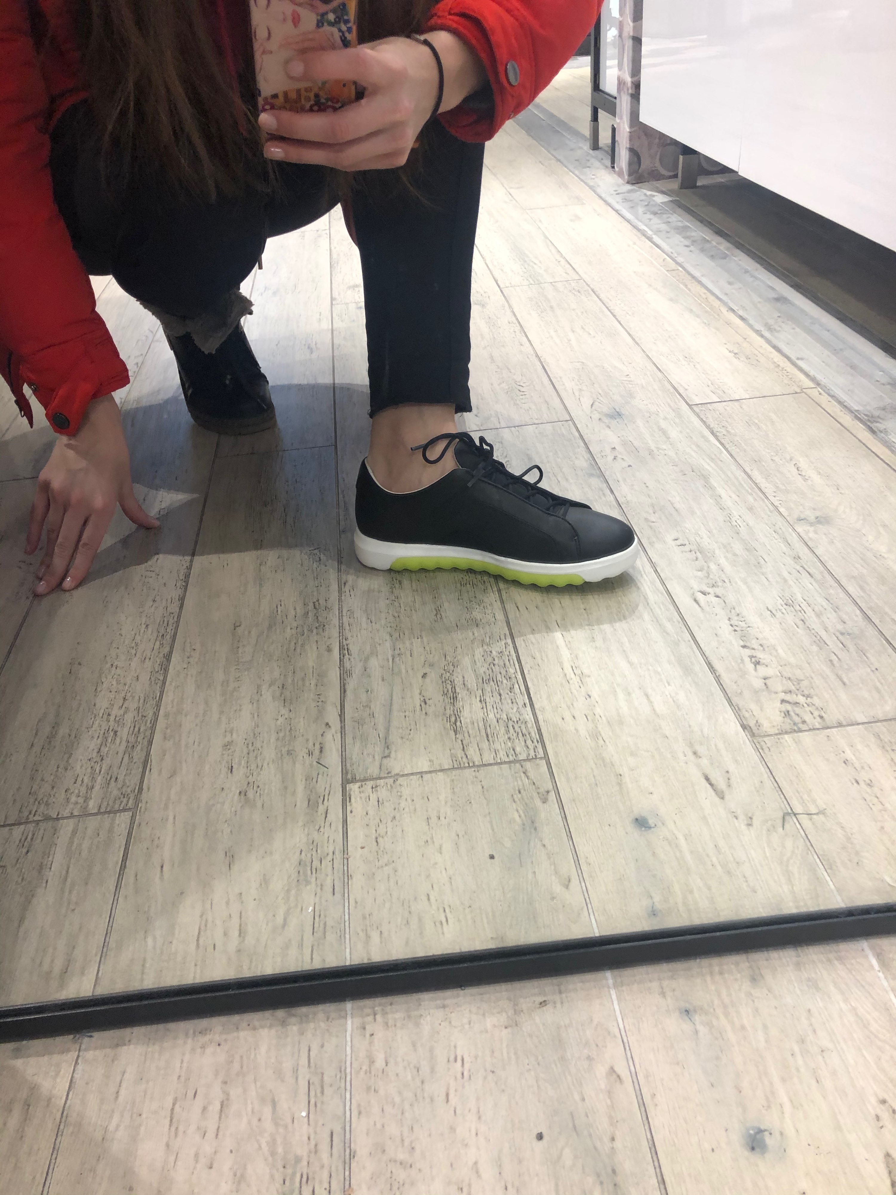 Nike Каширская Плаза Магазин Nike Каширская Плаза Магазин