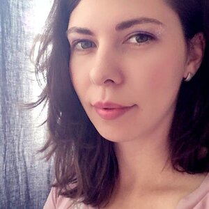 Кира Гребенникова
