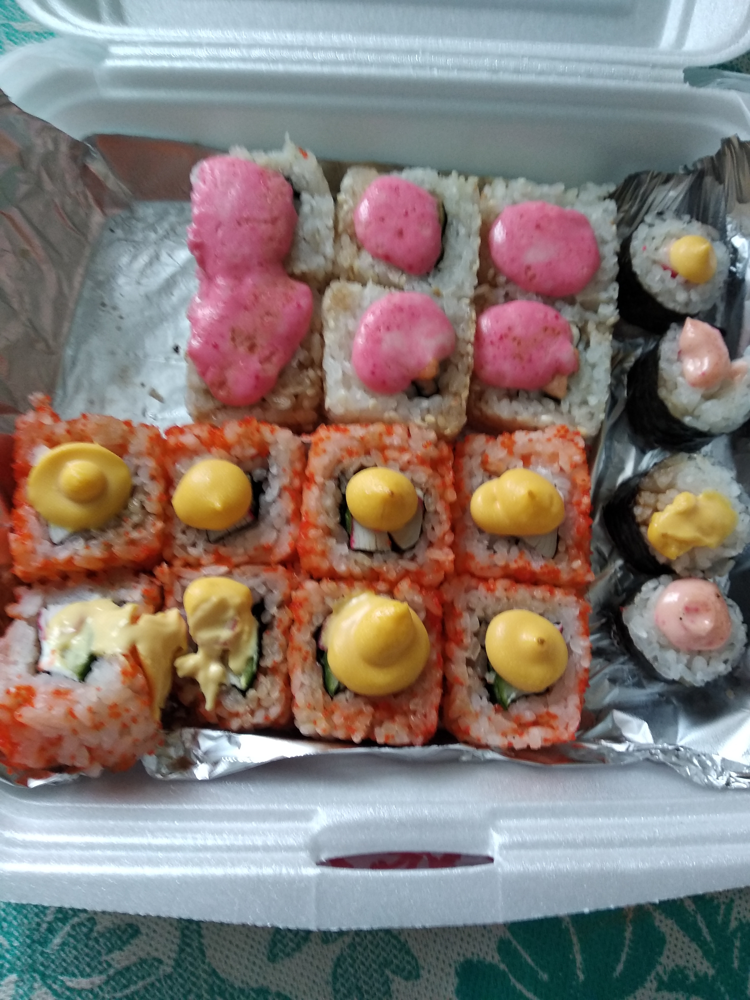 Марио роллы. Суши Марио Ижевск. Sushi Mario pizza. Суши Марио пицца Казань Ибрагимова.