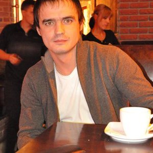 Александр Лифаров