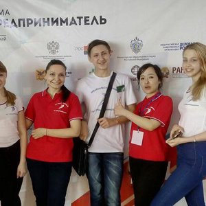 Александр Долгополов