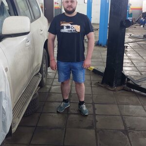 Денис Иванов