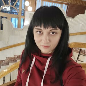 janna-ulugova86