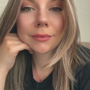 Artmv77