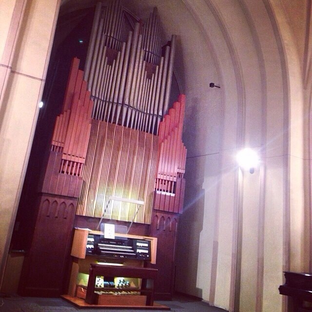 Фото органного зала в красноярске