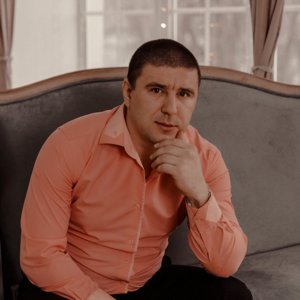 Ян Саитов