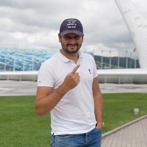 Айнур Каримов