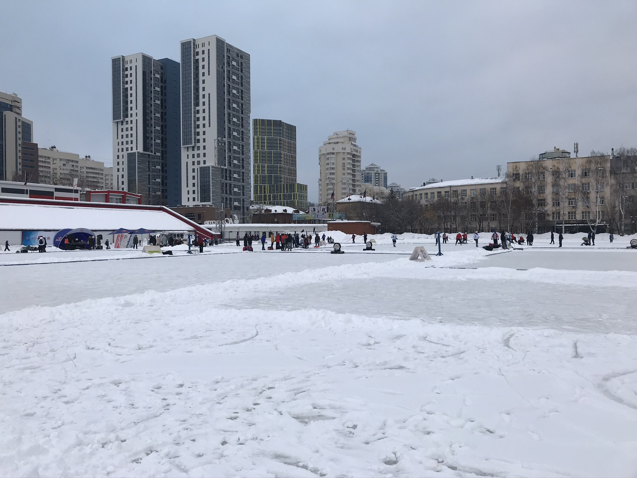 Екатеринбург юность урала. Стадион Юность Екатеринбург. Стадион Юность Екатеринбург с высоты птичьего полета. Юность Екатеринбург фото. Стадион Юность Екатеринбург фото.