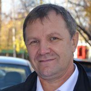 Александр Емельянов