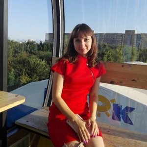 Лена Фролова