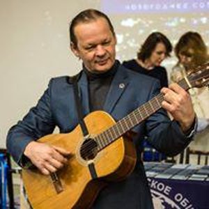 Александр Мезенцев