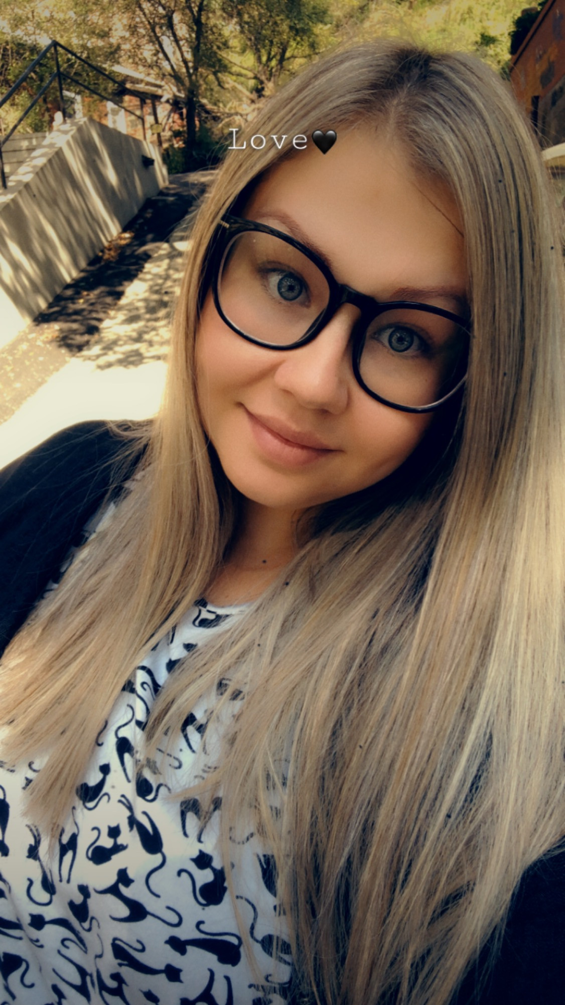 Teen Girl Selfie Glasses Tumblr Teen Girl Selfie Glasses Tumblr