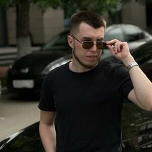 Maxim Darin