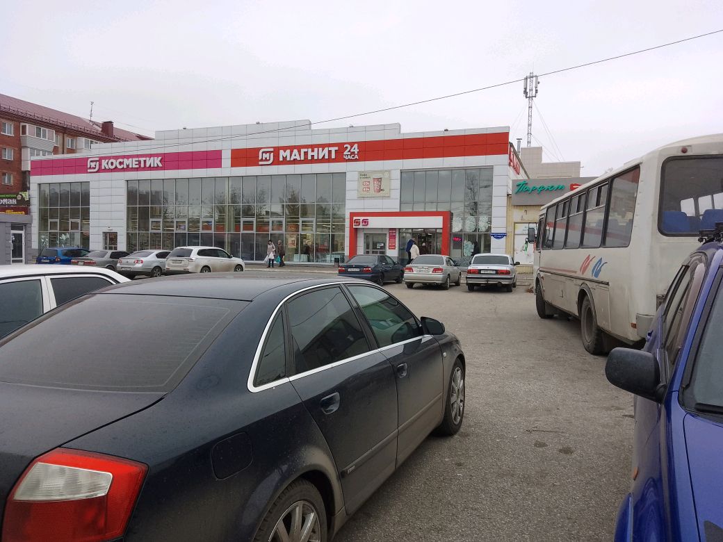 Нефтезаводская 42 омск. Нефтезаводская 27/1. Нефтезаводская 8. Ул. Нефтезаводская, 14.