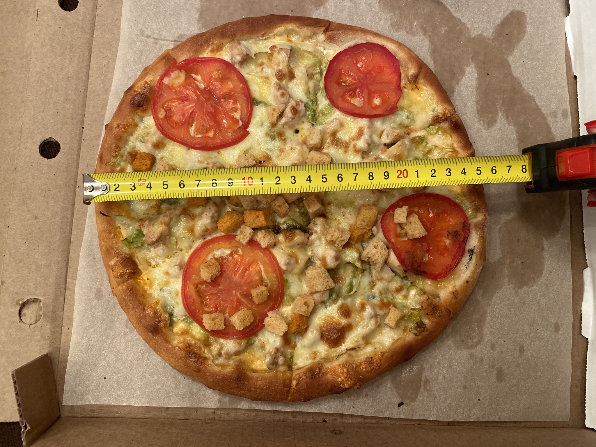 Сколько сантиметров пицца. Пицца 28 см. Пицца 25 см. Пицца 30 см. Пицца 28 см и 33.