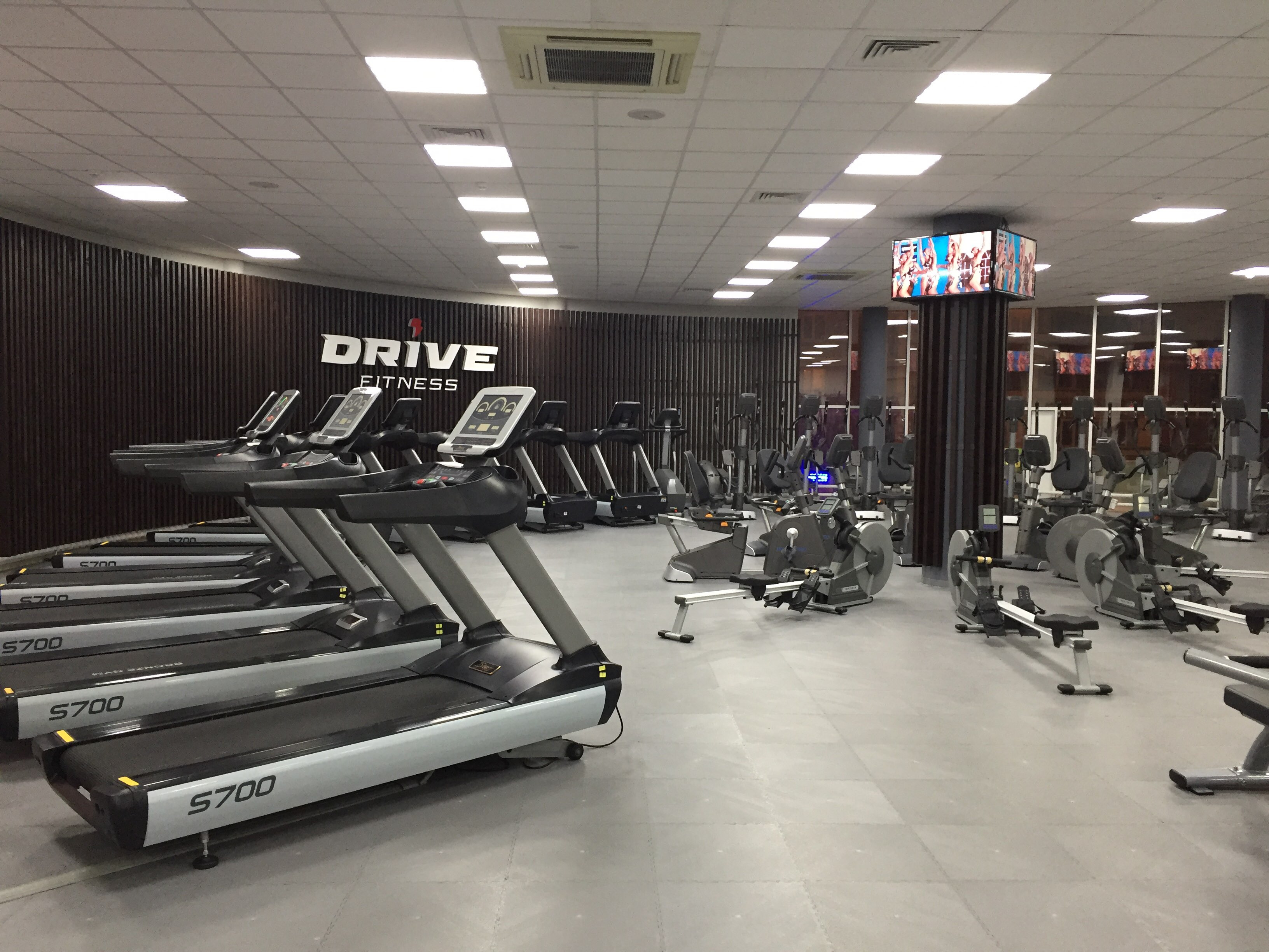 Драйв фитнес екатеринбург. Drive Fitness Родонитовая 4. Drive Fitness Сибирский тракт. Drive Fitness Екатеринбург. Drive Fitness Екатеринбург Родонитовая.