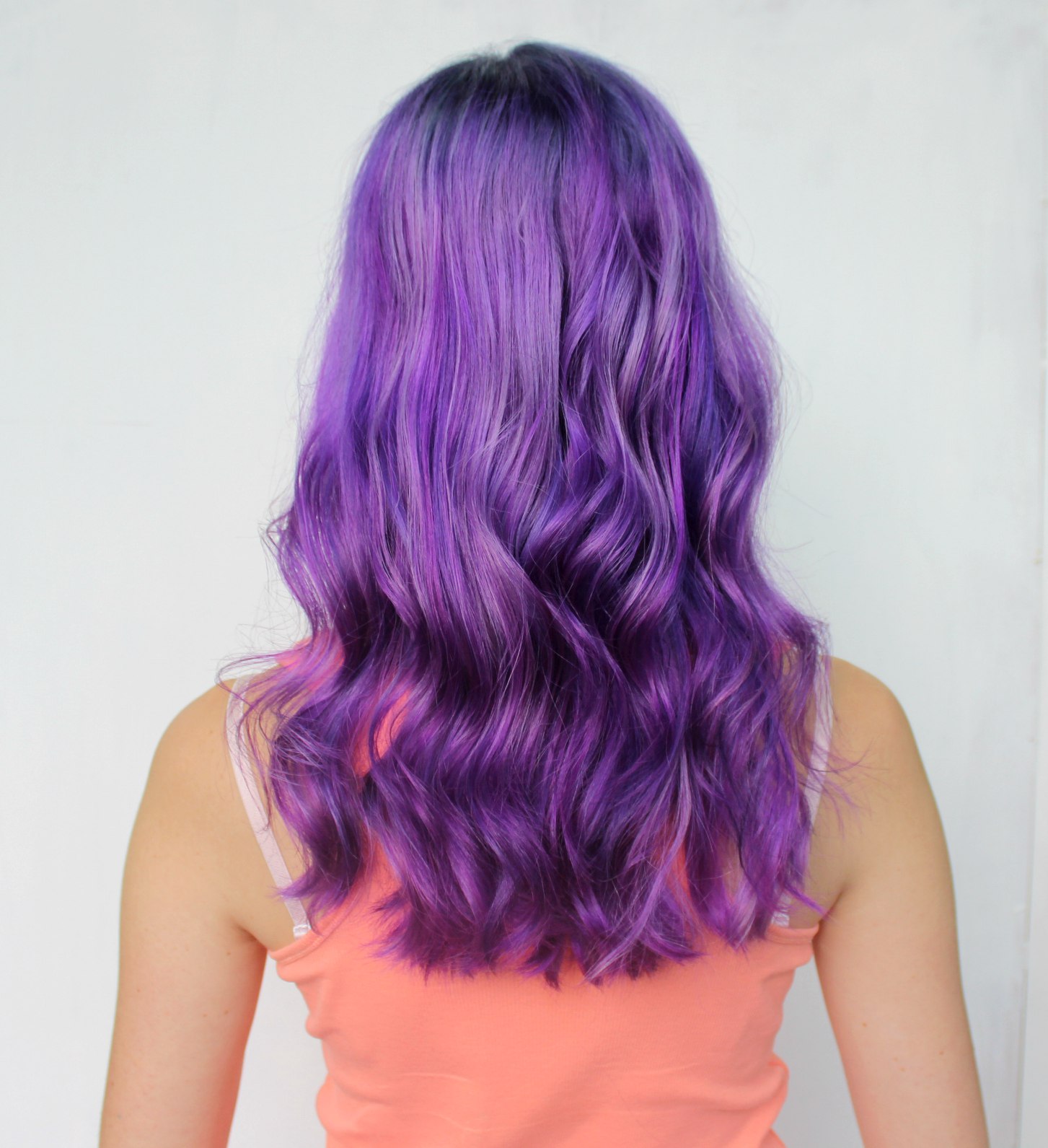Краска для волос с фиолетовыми пигментами