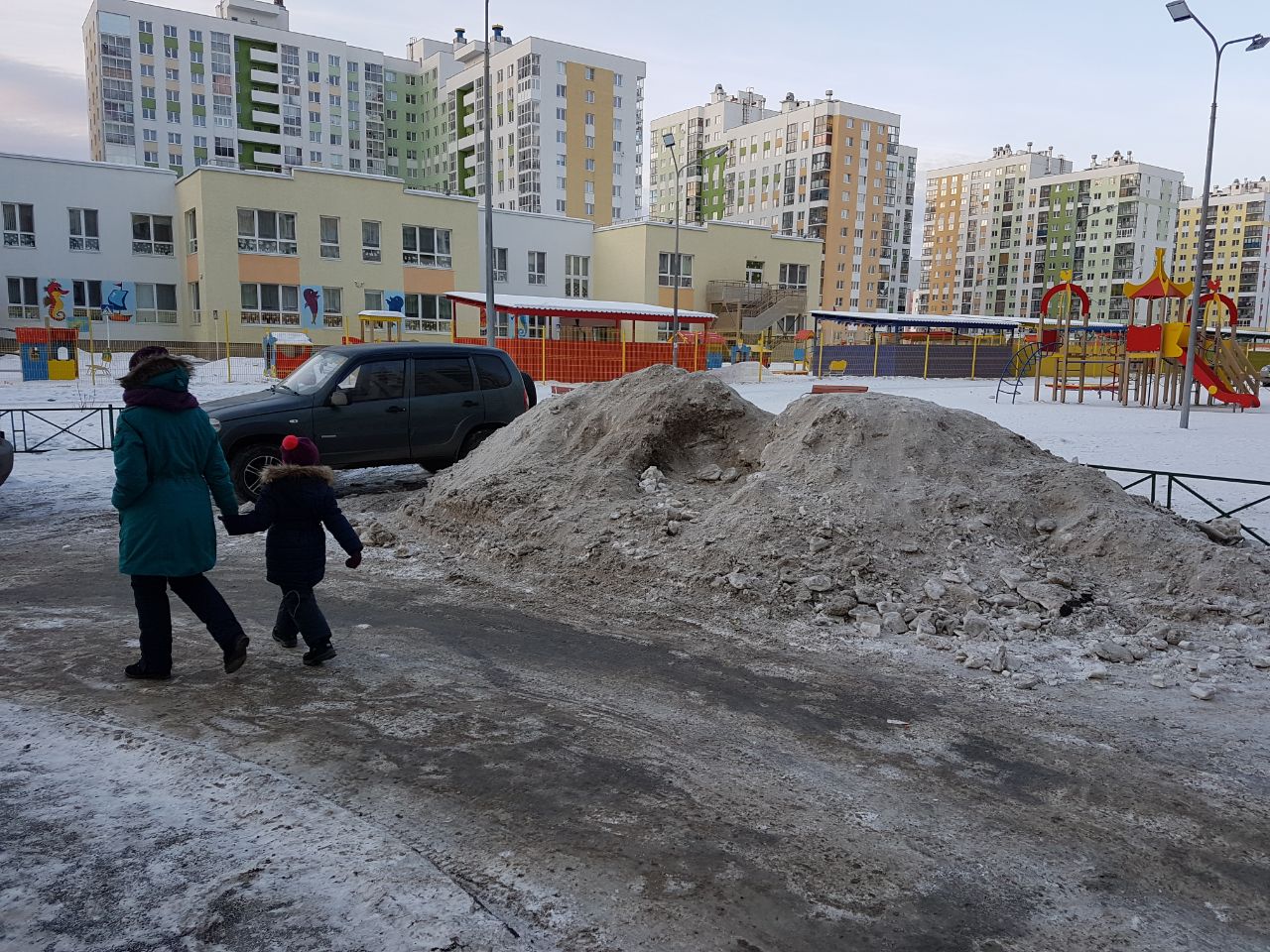 Академический екатеринбург отзывы. Краснолесья 127 Екатеринбург. Академический район УК. УК Академический Екатеринбург. Управляющая компания Академический.