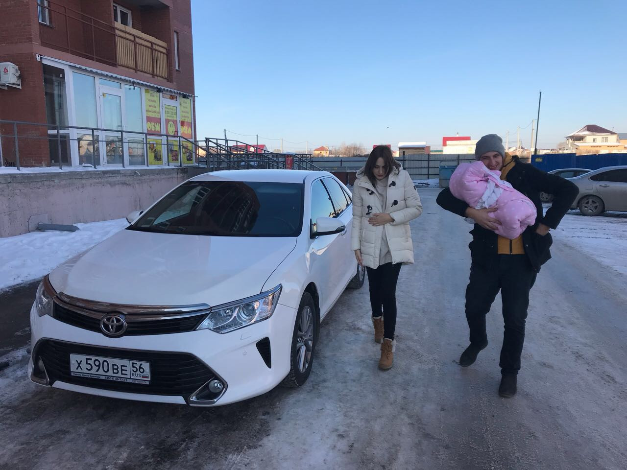 Аренда машин новосибирск недорого. Новосибирск Зыряновская улица 53 cars&go. Аренда машин в Новосибирске.
