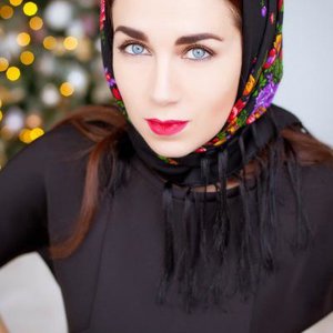 Мария Попова