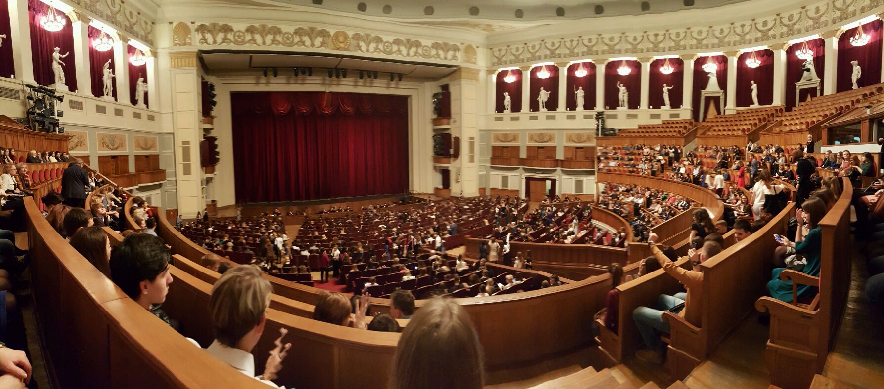воронежский театр оперы и балета зал