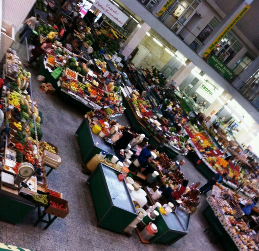 Санкт петербург рынки города. Мальцевский рынок Санкт-Петербург. Некрасовский рынок СПБ. Мальцевский рынок Санкт-Петербург улица Некрасова 52.