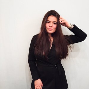 Полина