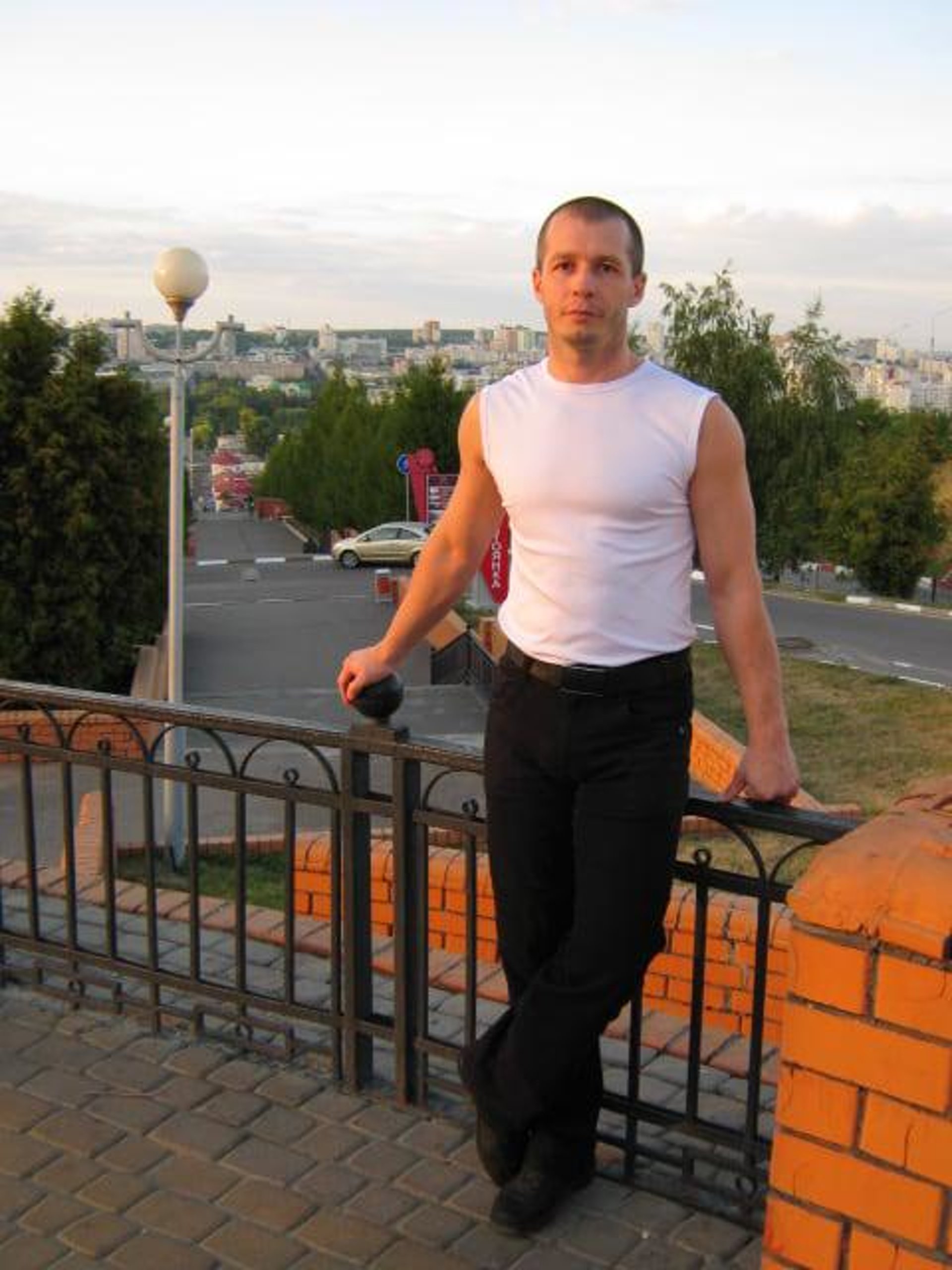 Парень 39 лет