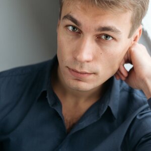 Артем Агренев