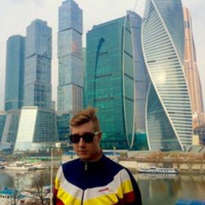 Антон Антошин