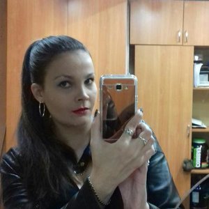Анна Аширова