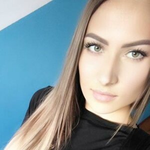 Alyona Lesnova