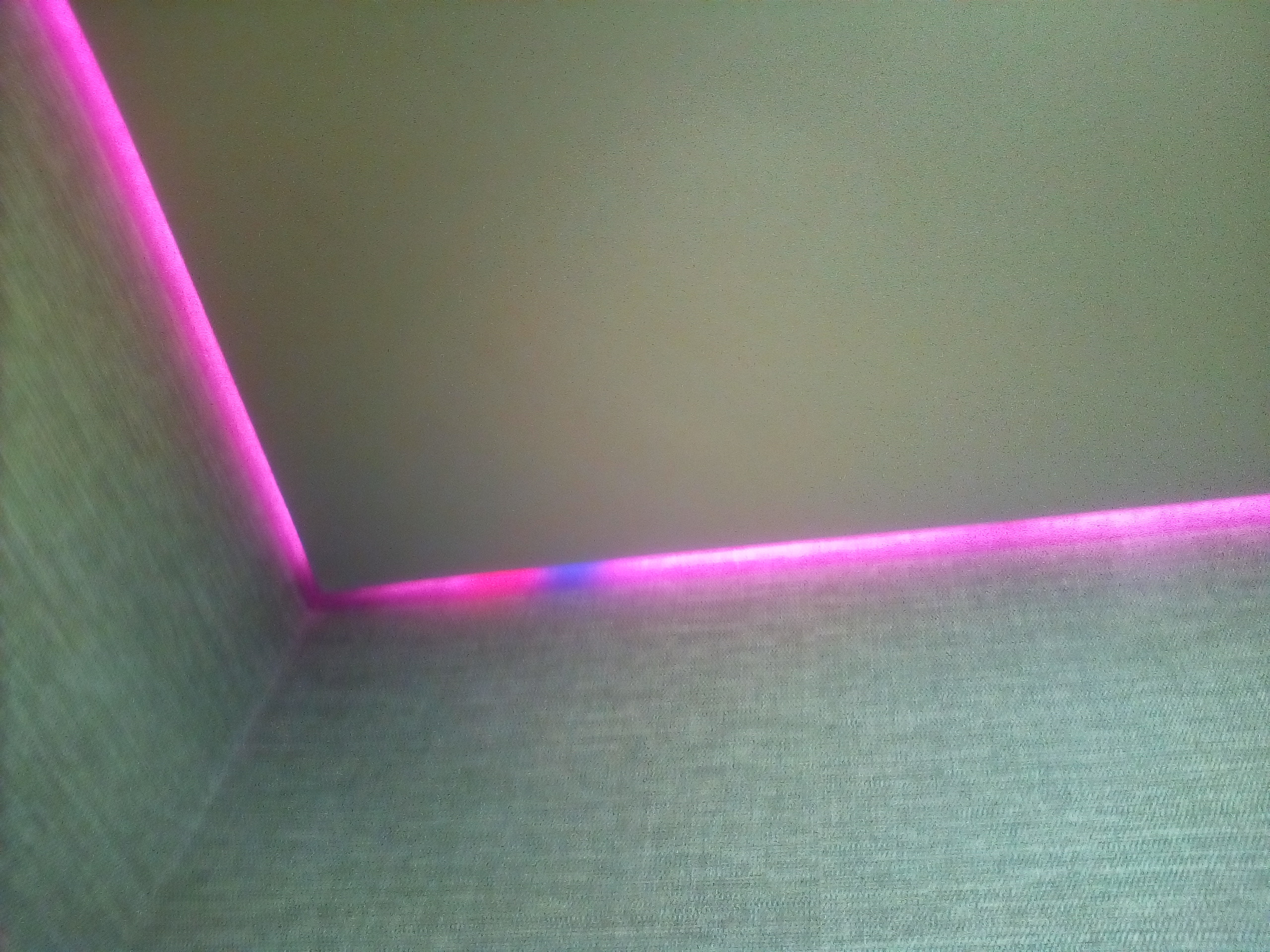Натяжной потолок с RGB подсветкой