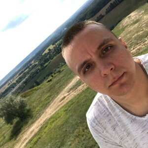 Владислав Алимпьев