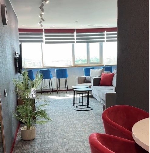 Ramada by Wyndham Yekaterinburg Hotel&Spa: отзыв от Artem Poerin
