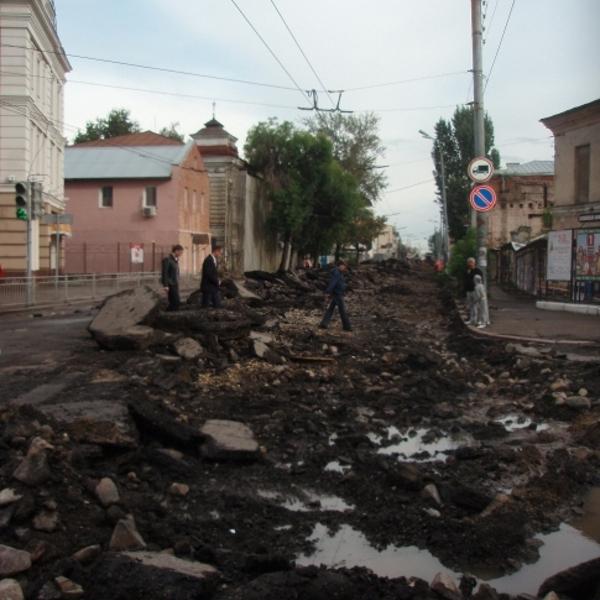 Это Московская, но Тукайка по проходимости - в 5 раз хуже. Разрыто все дорожное полотно.