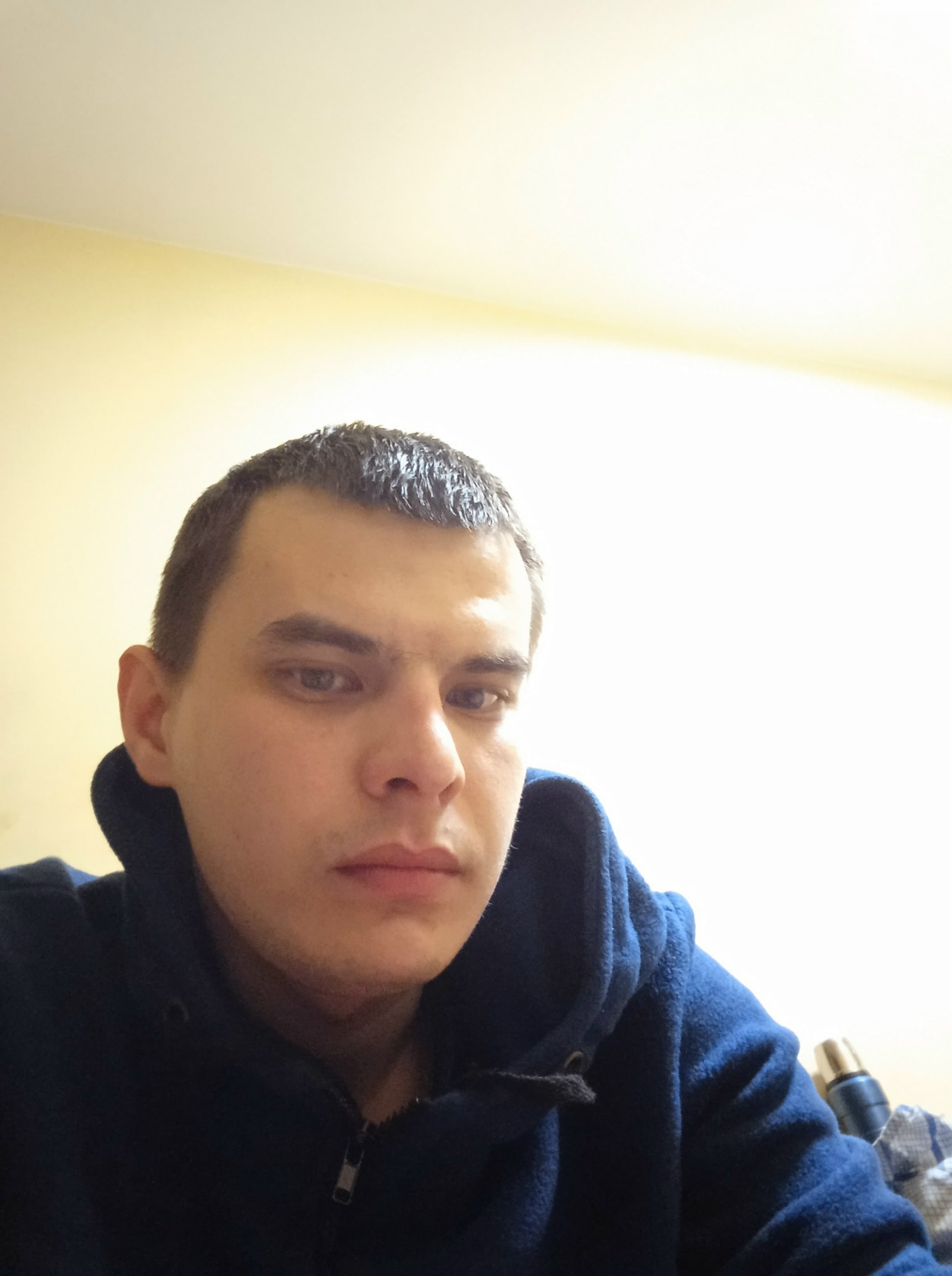 Виктор Добронравов