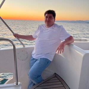 Андрей Казанцев