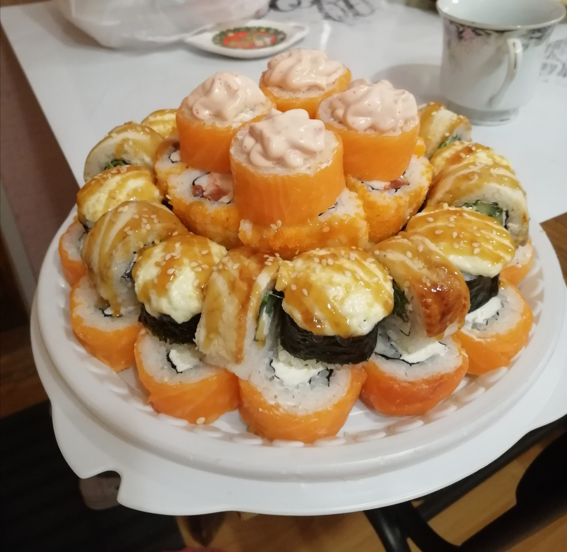 Торт из суши и роллов заказать иркутск фото 104
