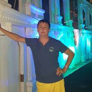 Михаил Януш