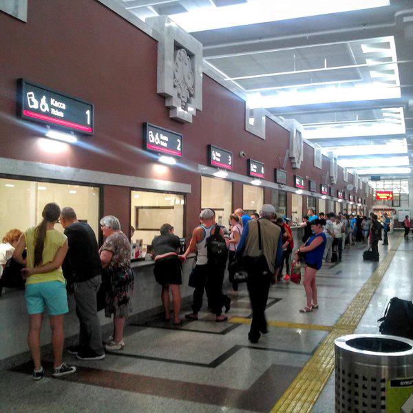Казанский вокзал выход к поездам
