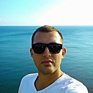 Владислав Мельников
