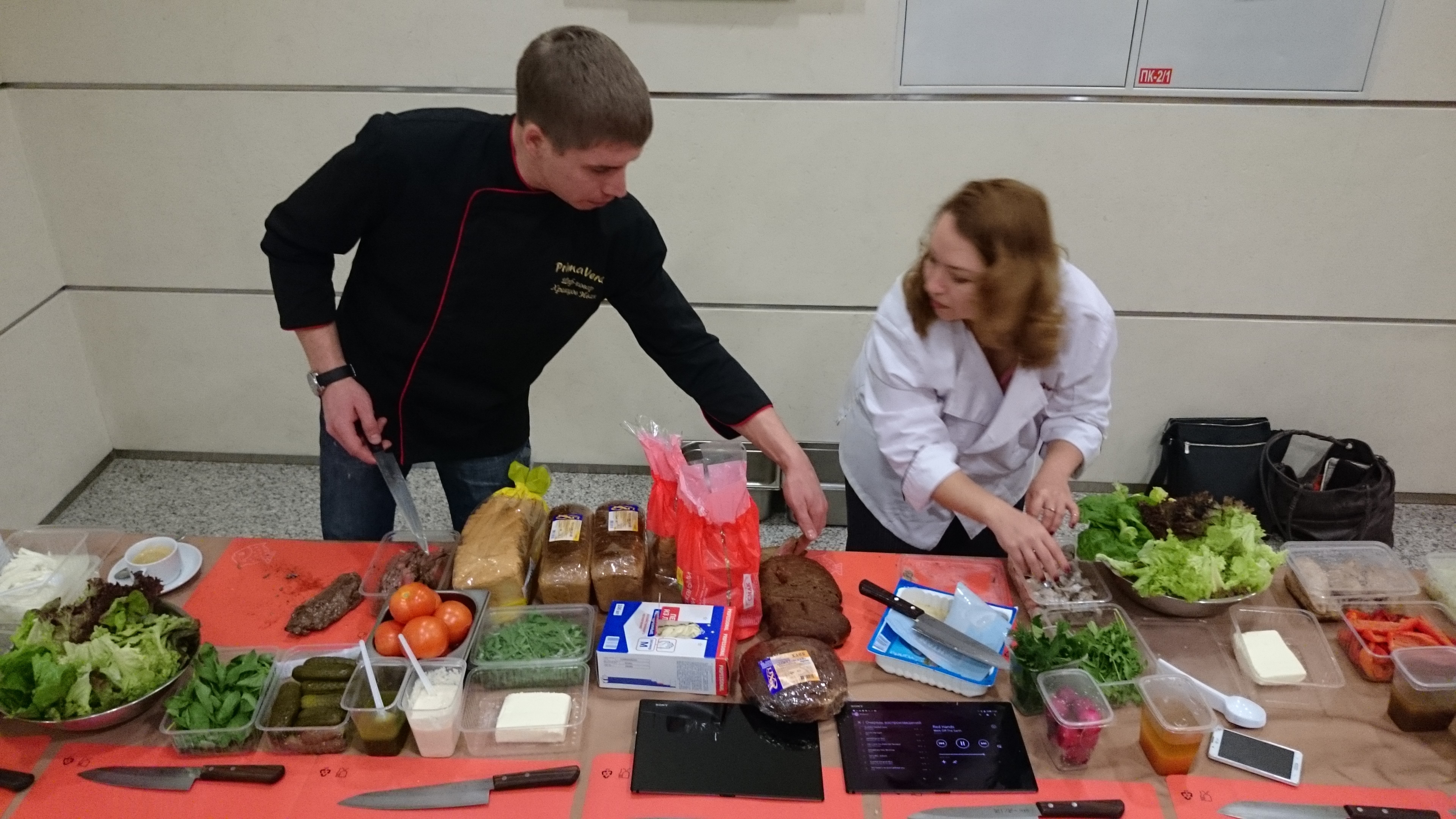 Мастер классы екатеринбург. Кулинарный мастер класс Екатеринбург. Кулинарные мастер классы Екатеринбург. Мастер класс Екатеринбург. FOODSMILE кулинарная студия.